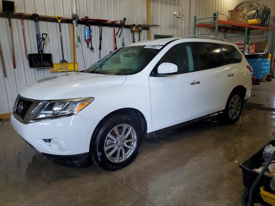 2016 NISSAN Pathfinder
