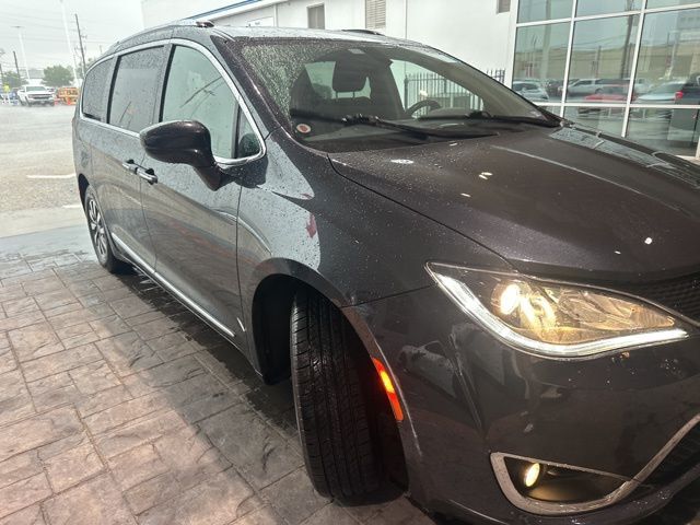 2020 CHRYSLER Pacifica
