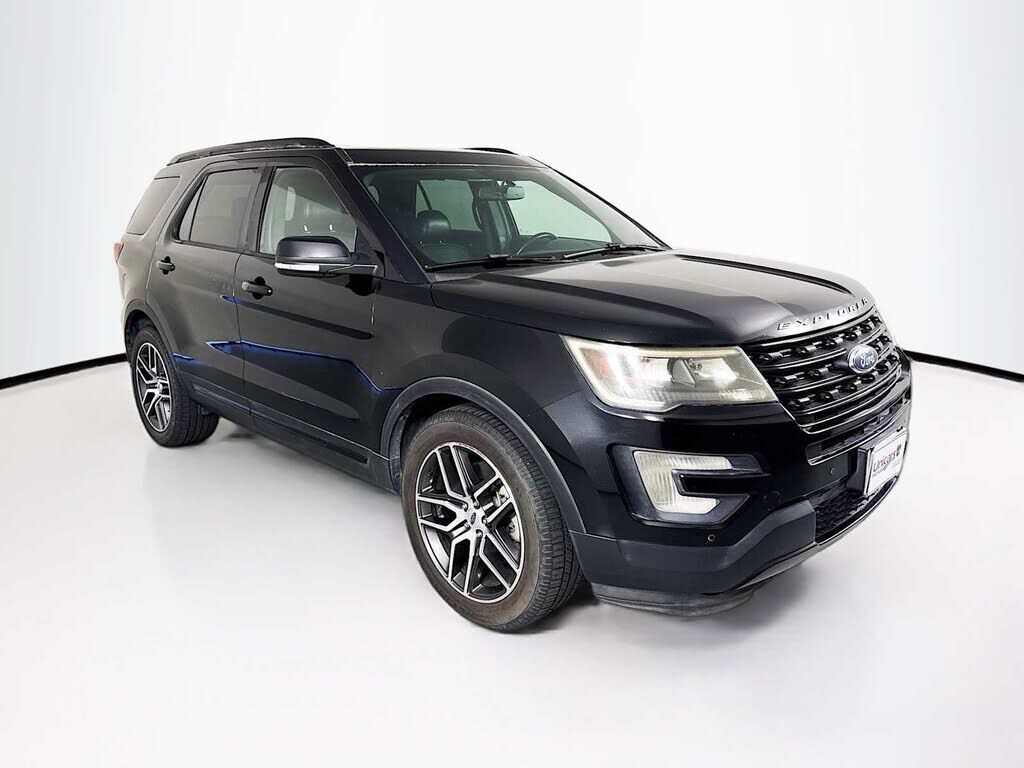 2017 FORD Explorer