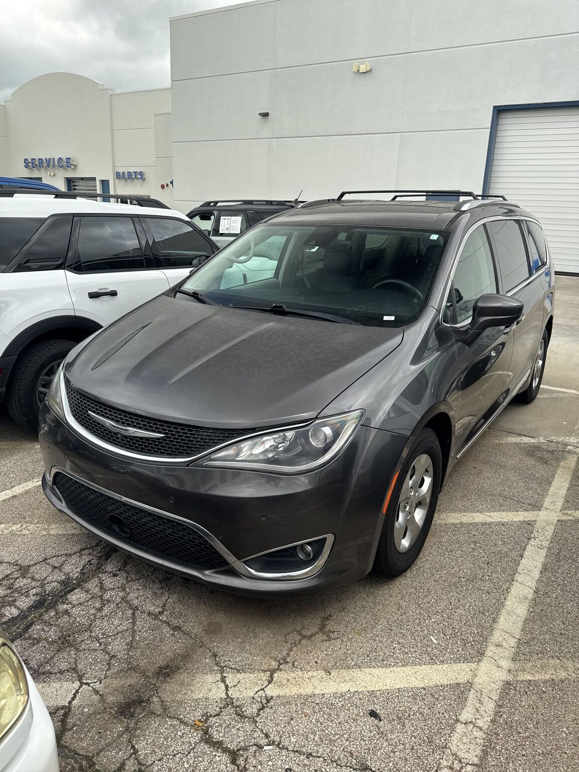 2017 CHRYSLER Pacifica