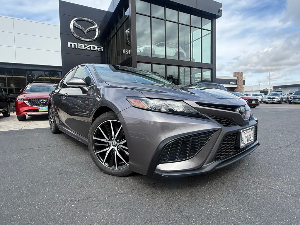 2024 TOYOTA Camry