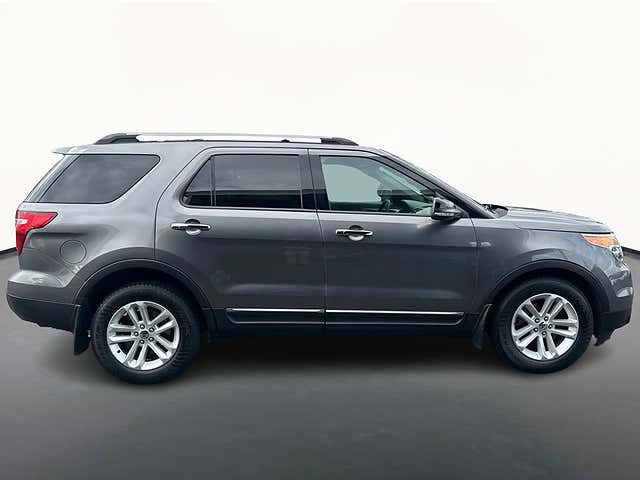2011 FORD Explorer