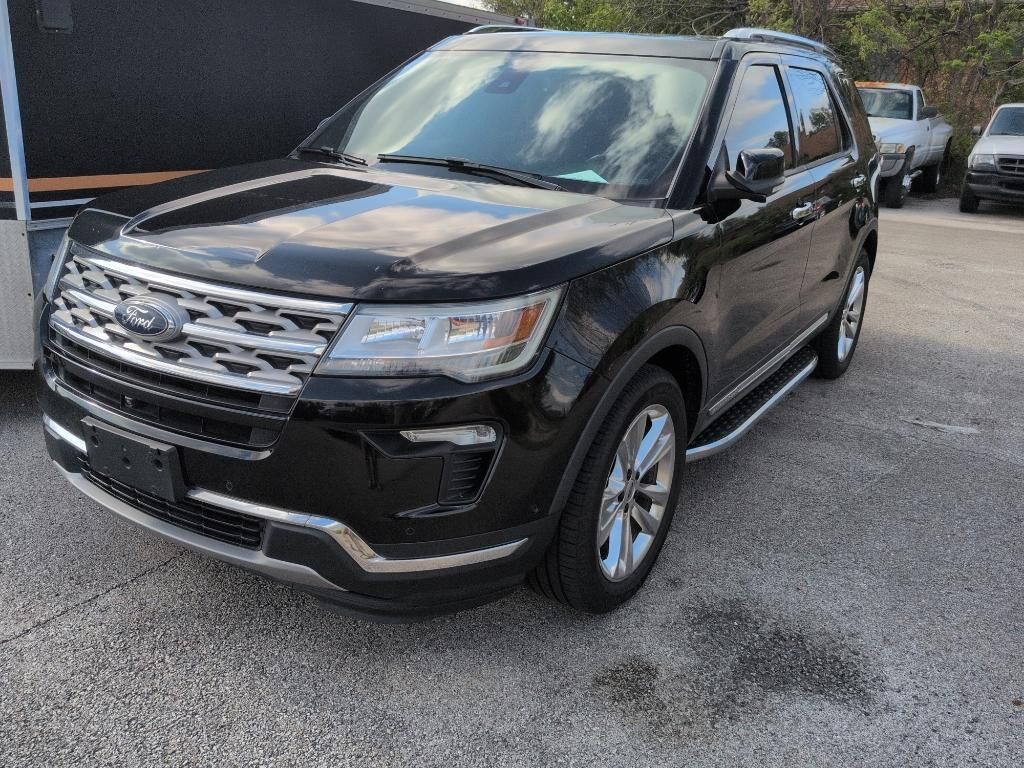 2018 FORD Explorer