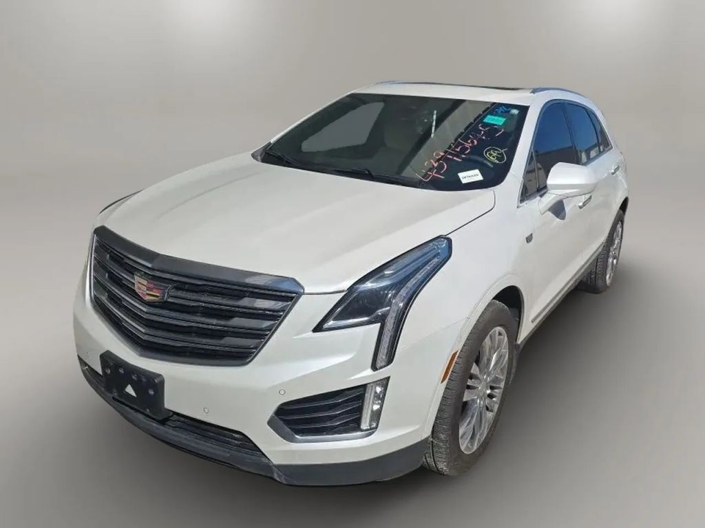 2017 CADILLAC XT5