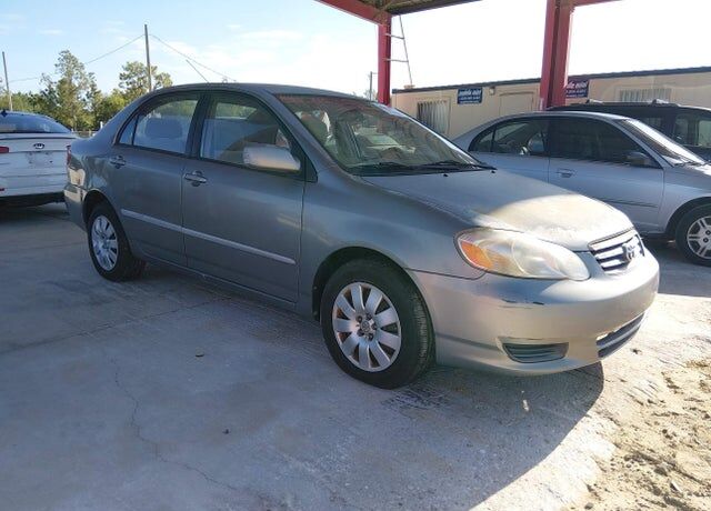 2004 TOYOTA Corolla
