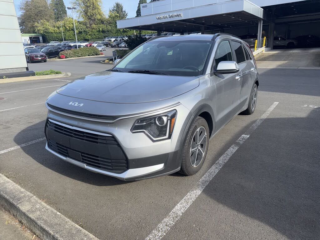 2023 KIA Niro