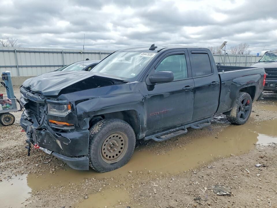 2017 CHEVROLET Silverado