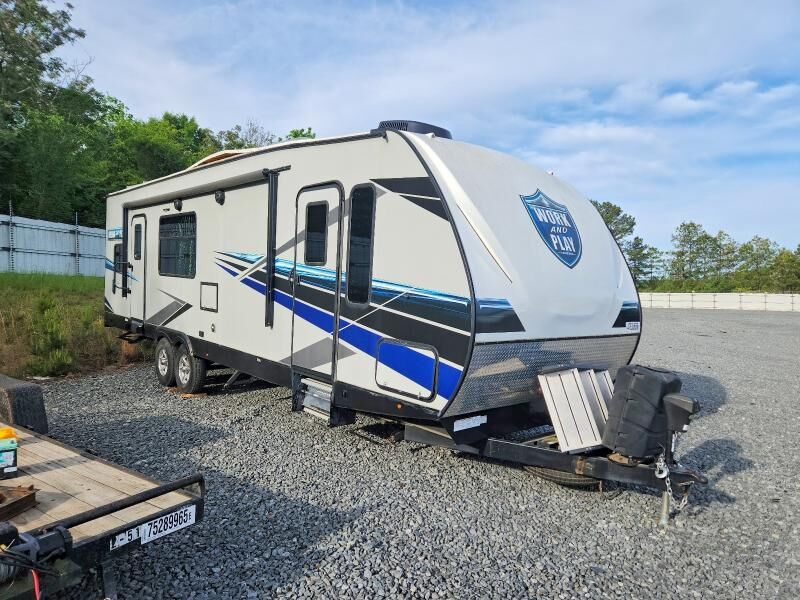 2021 FOREST RIVER Work and Play