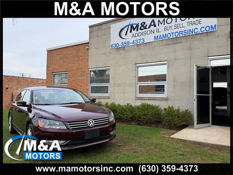 2013 VOLKSWAGEN Passat