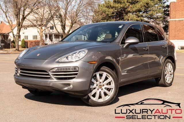 2014 PORSCHE Cayenne