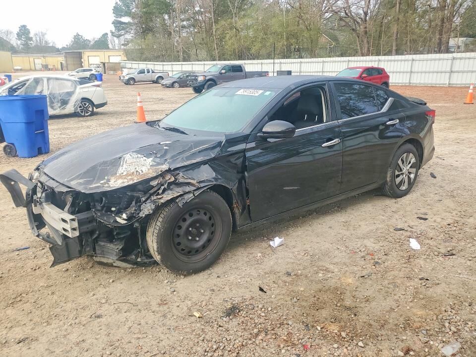 2020 NISSAN Altima