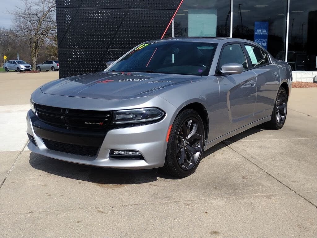 2017 DODGE Charger
