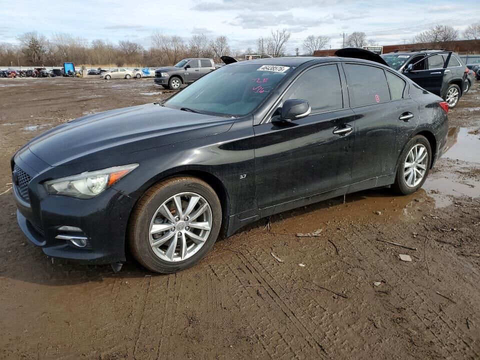 2015 INFINITI Q50