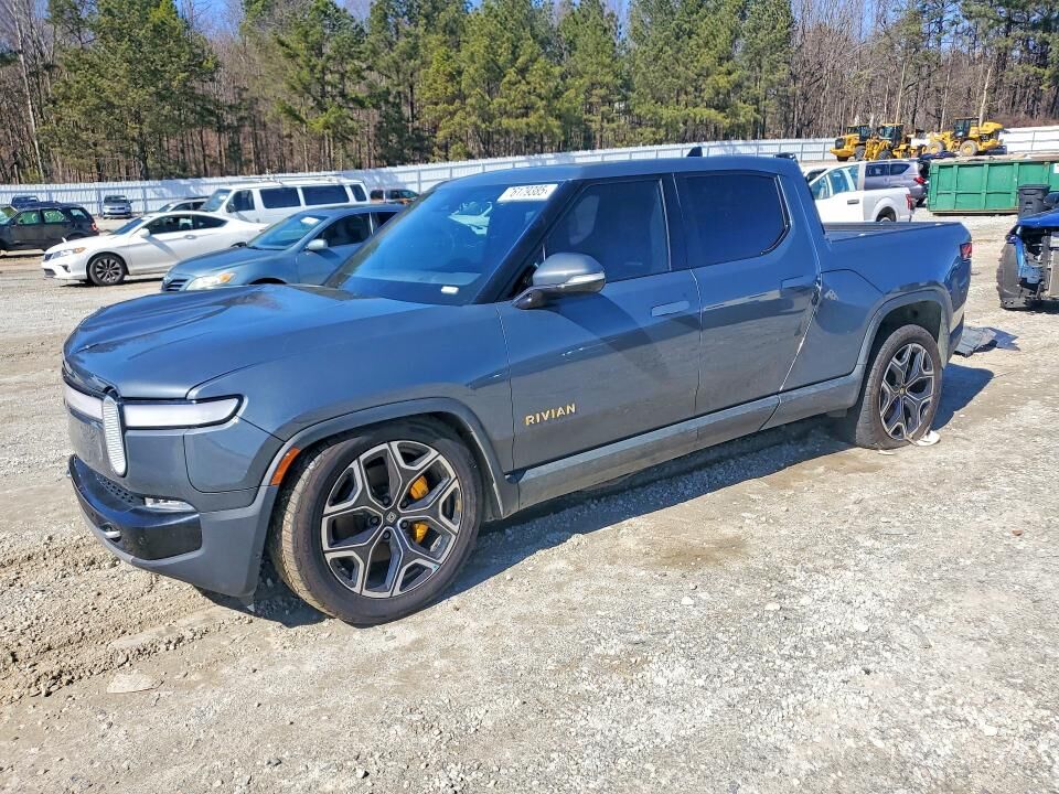 2022 RIVIAN R1T