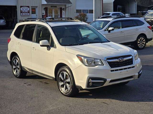 2017 SUBARU Forester