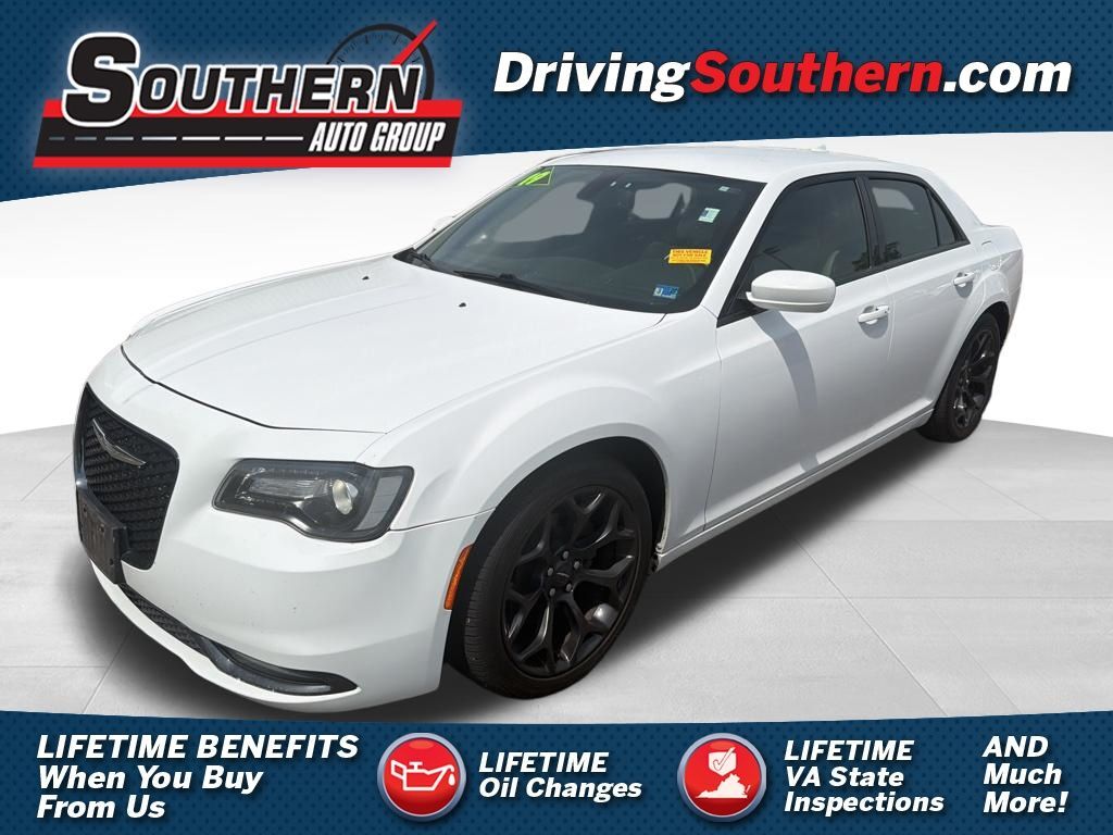 2019 CHRYSLER 300