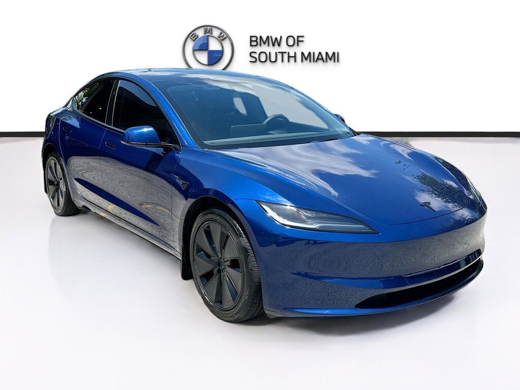 2025 TESLA Model 3