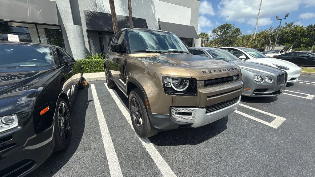 2023 LAND ROVER Defender