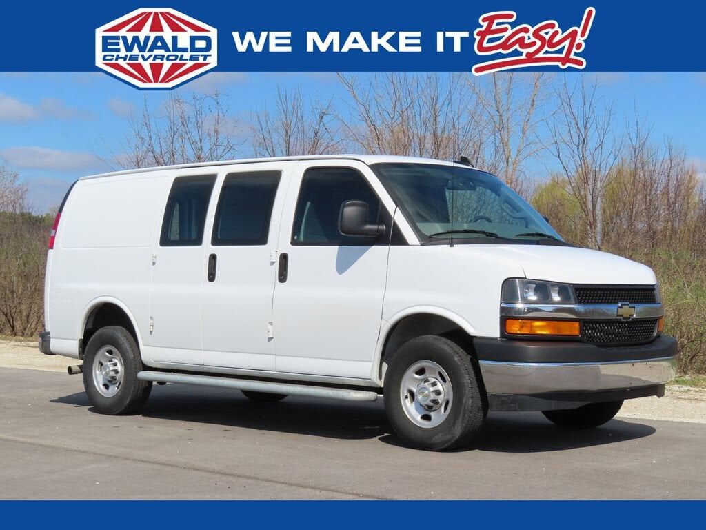 2024 CHEVROLET Express