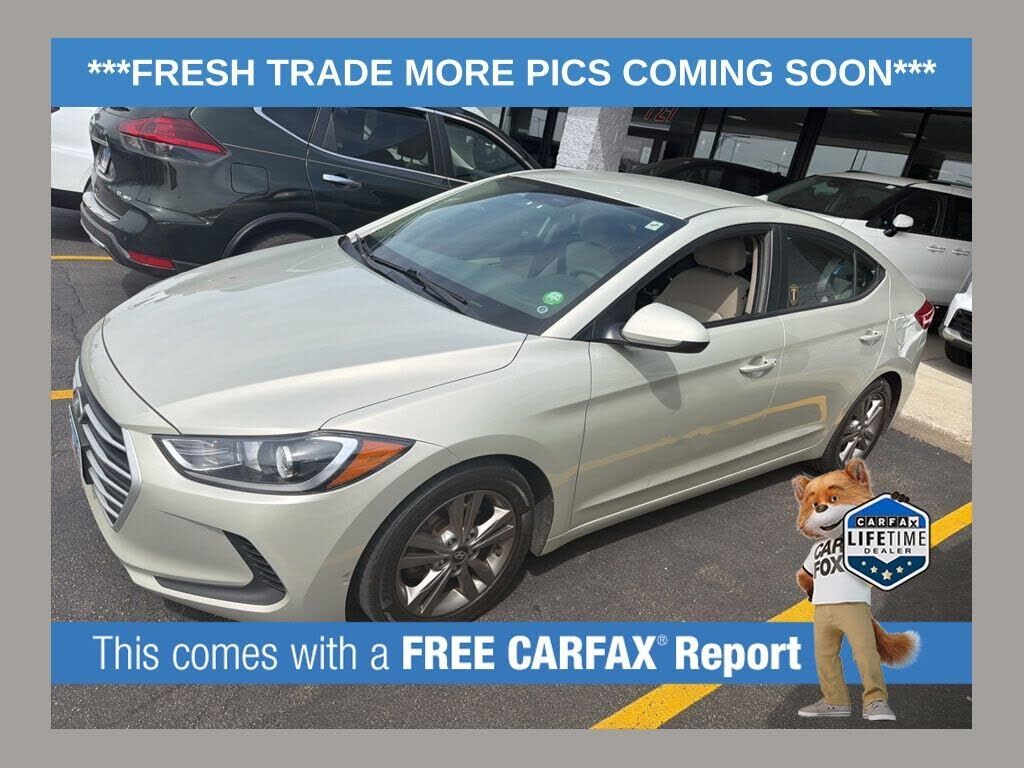 2017 HYUNDAI Elantra