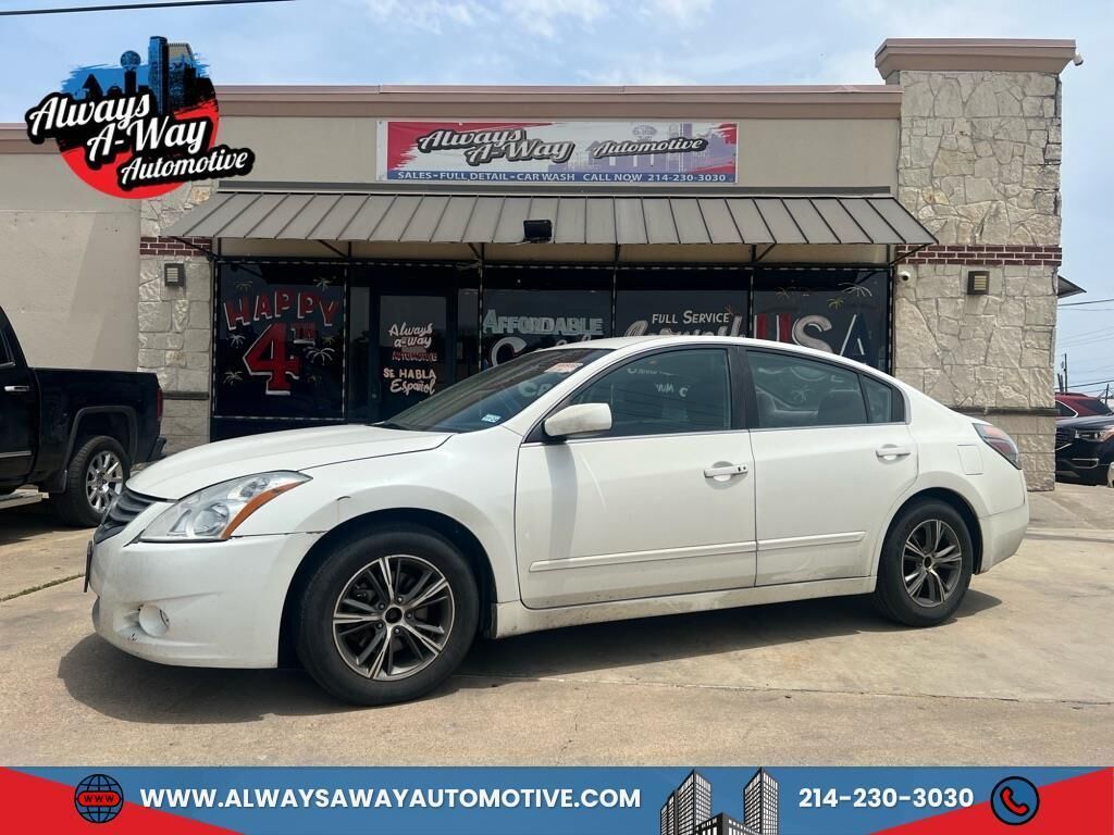 2012 NISSAN Altima