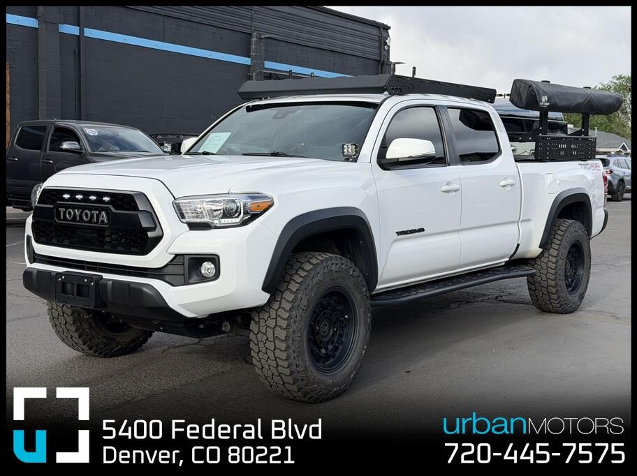 2018 TOYOTA Tacoma