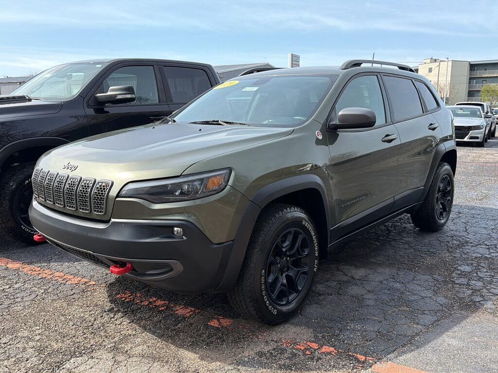 2020 JEEP Cherokee