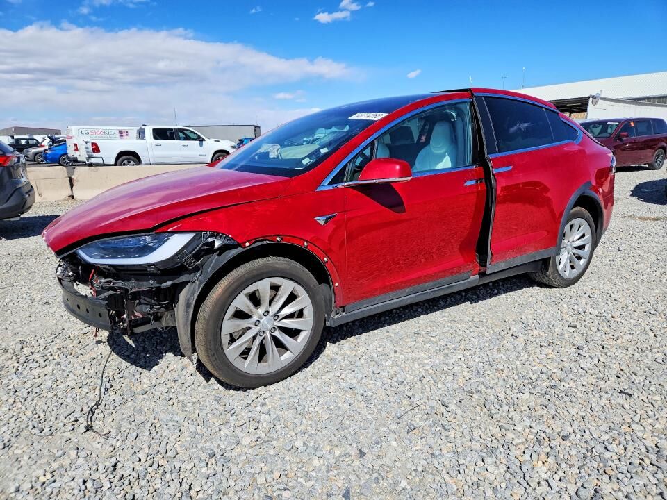 2018 TESLA Model X