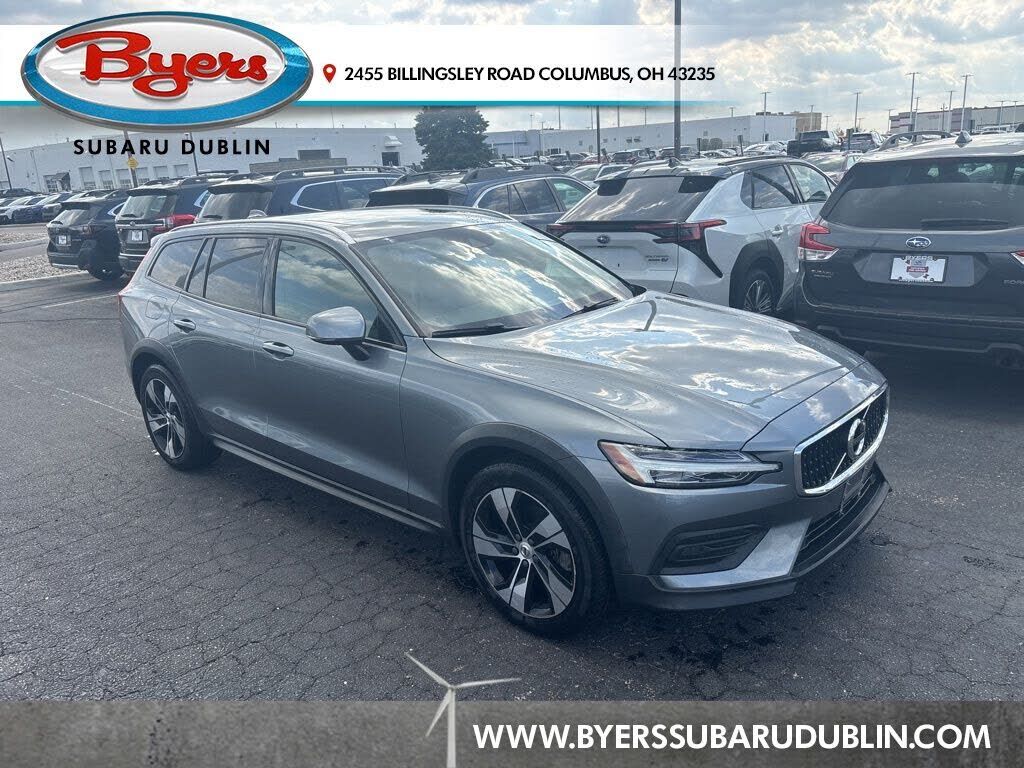 2020 VOLVO V60CC