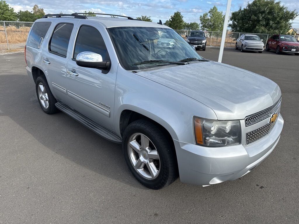 2013 CHEVROLET Tahoe