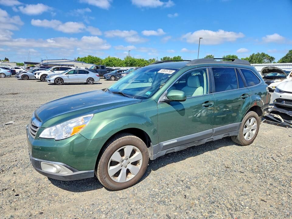 2012 SUBARU Outback
