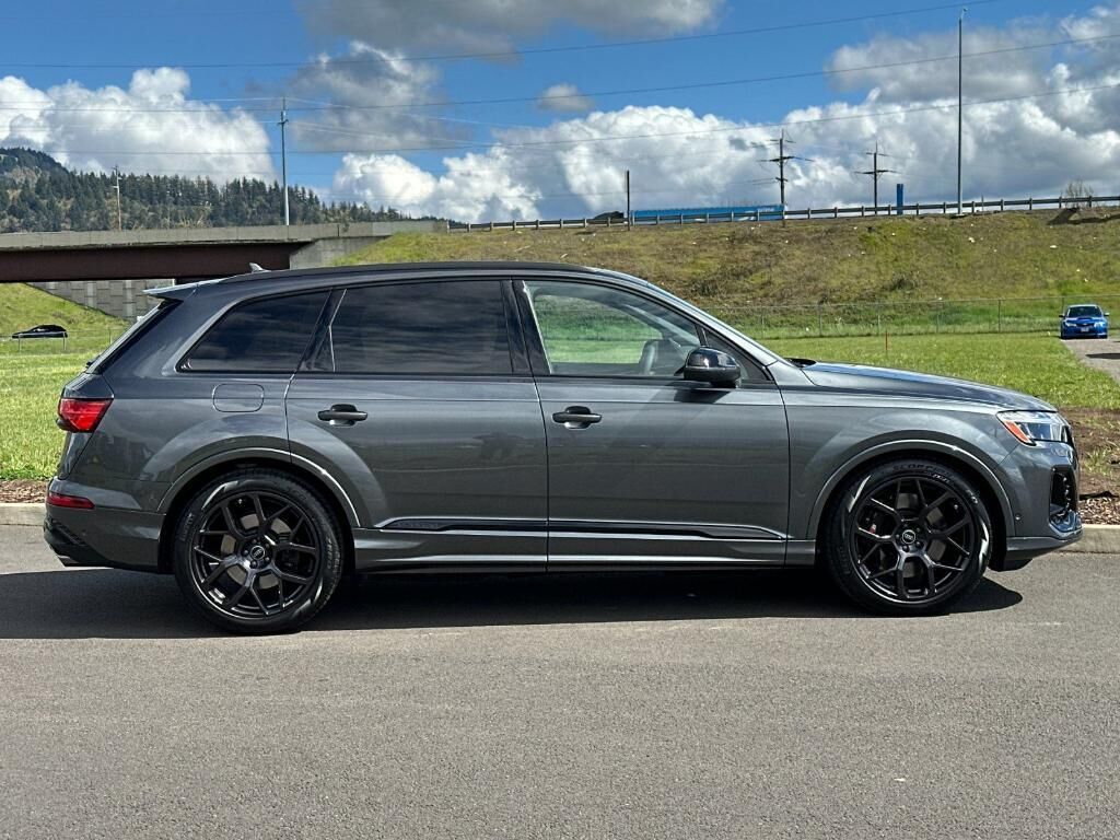 2026 Audi SQ7