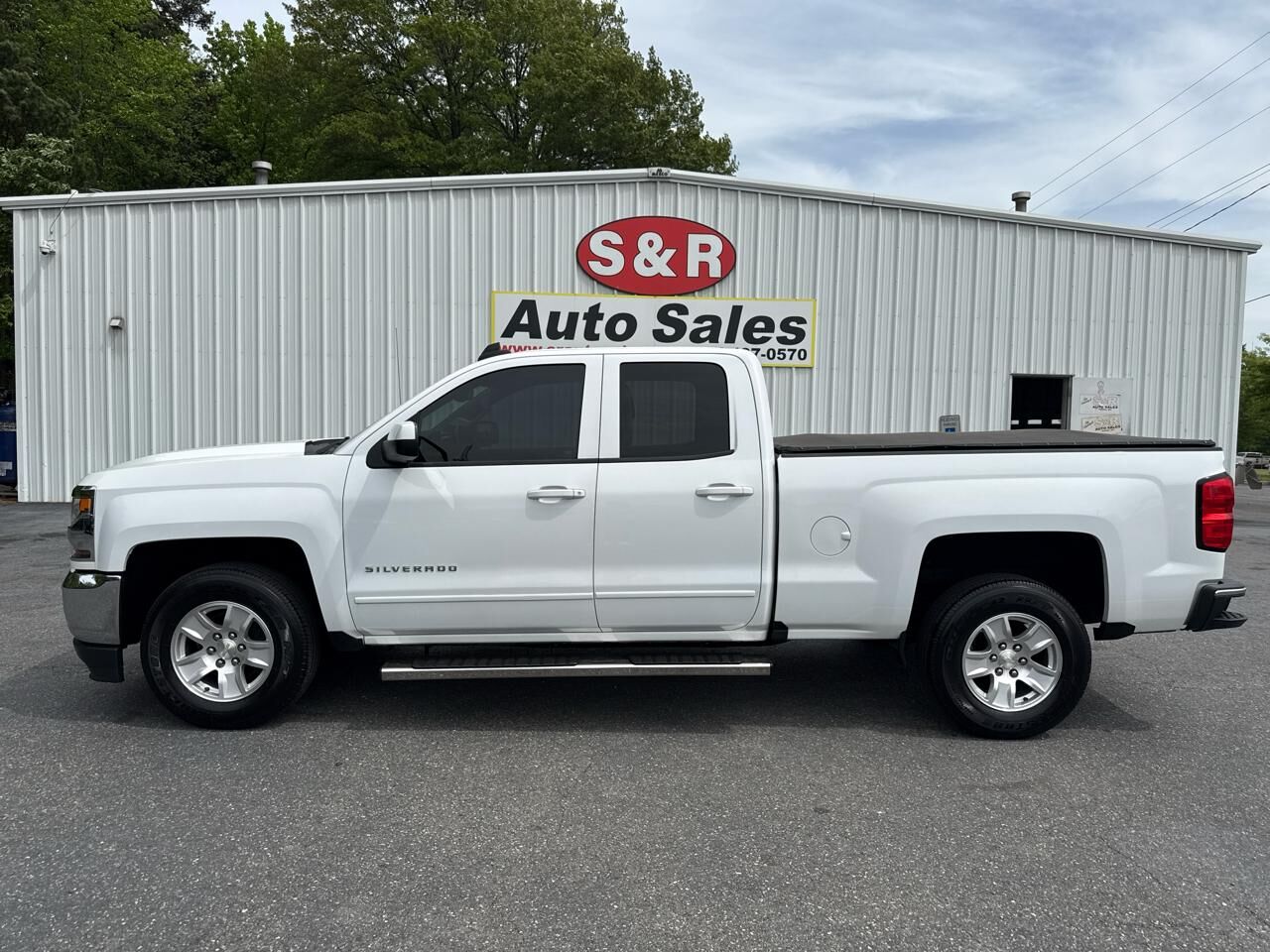 2017 CHEVROLET Silverado