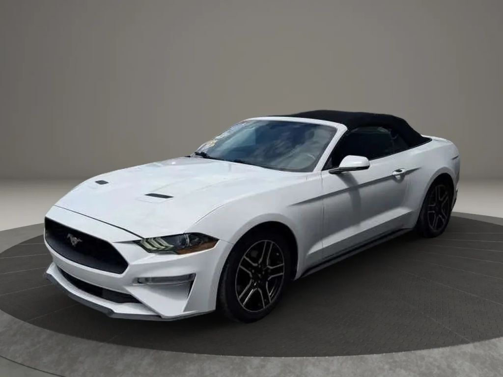 2020 FORD Mustang