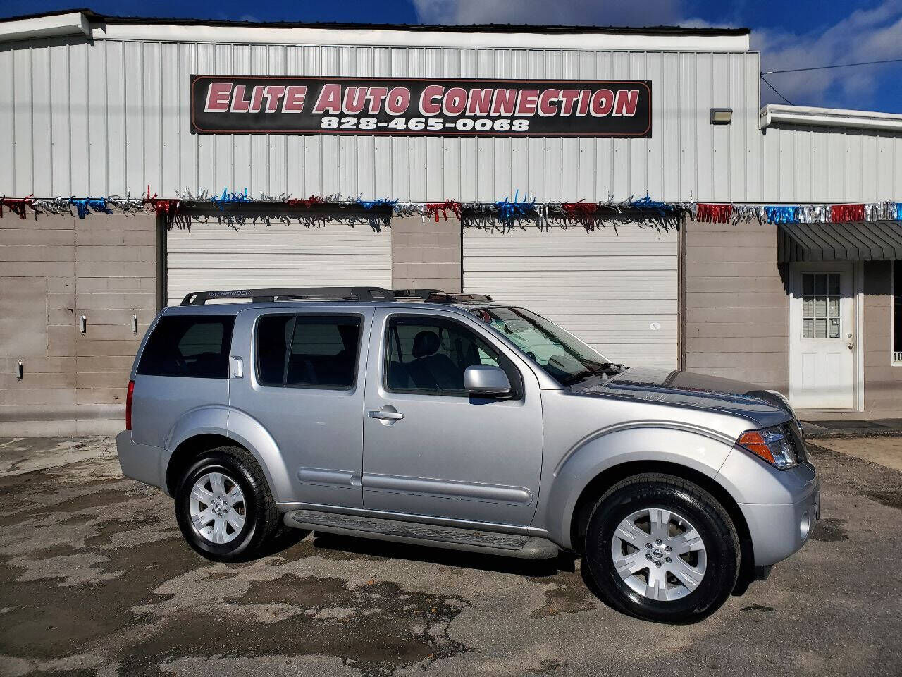 2006 NISSAN Pathfinder