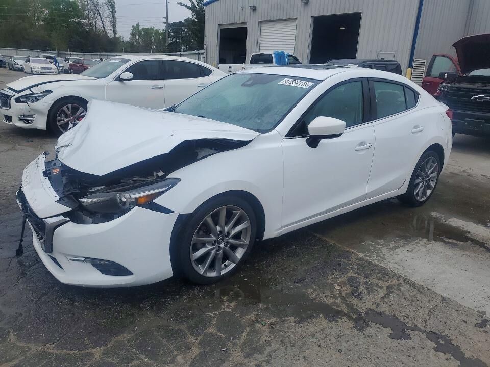2018 MAZDA Mazda3