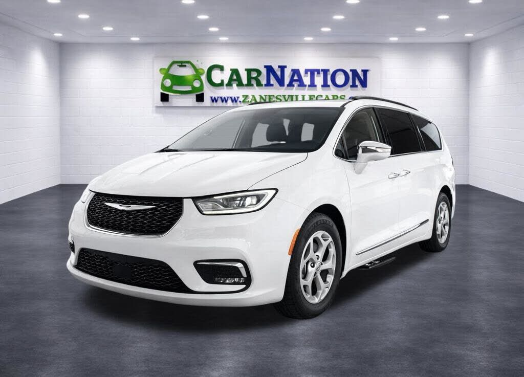 2023 CHRYSLER Pacifica