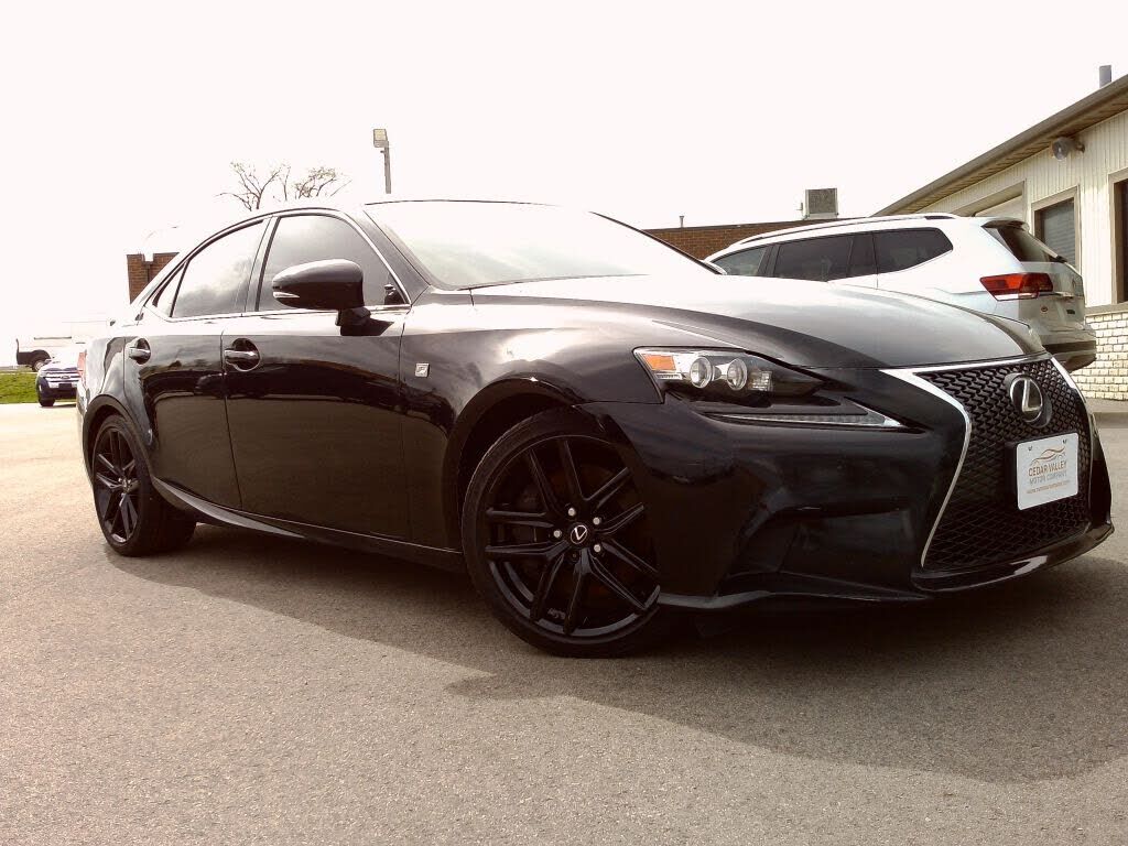 2016 LEXUS IS