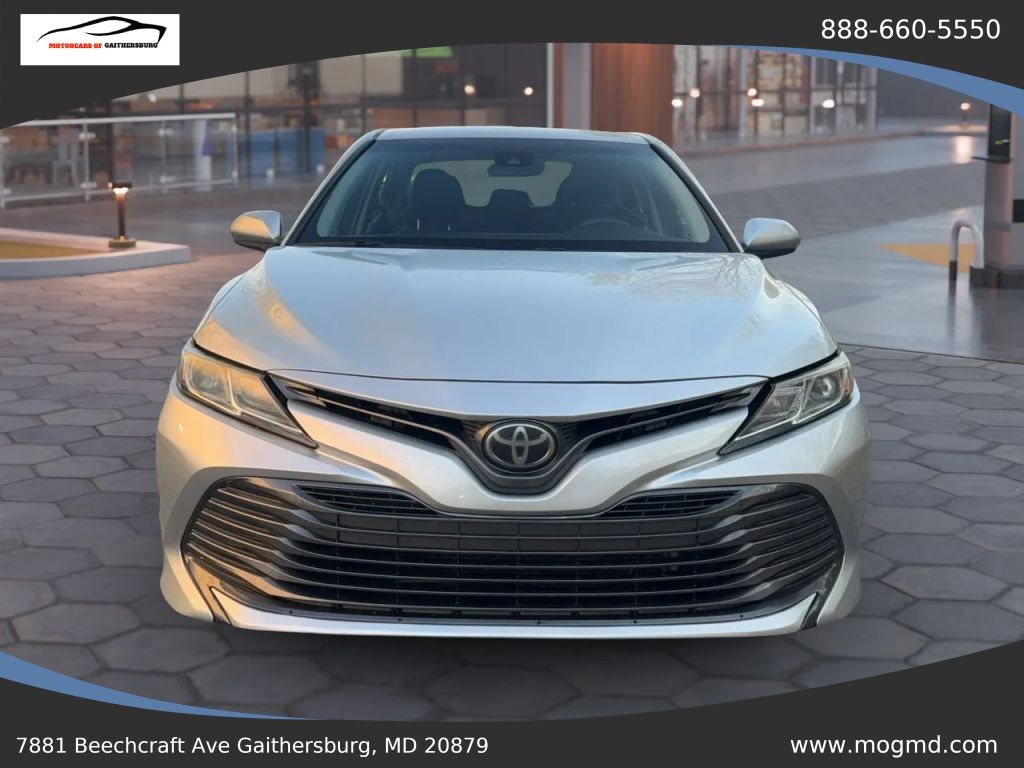 2018 TOYOTA Camry