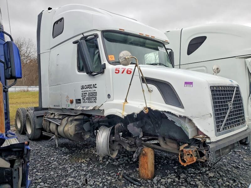 2007 VOLVO TRUCK VNL