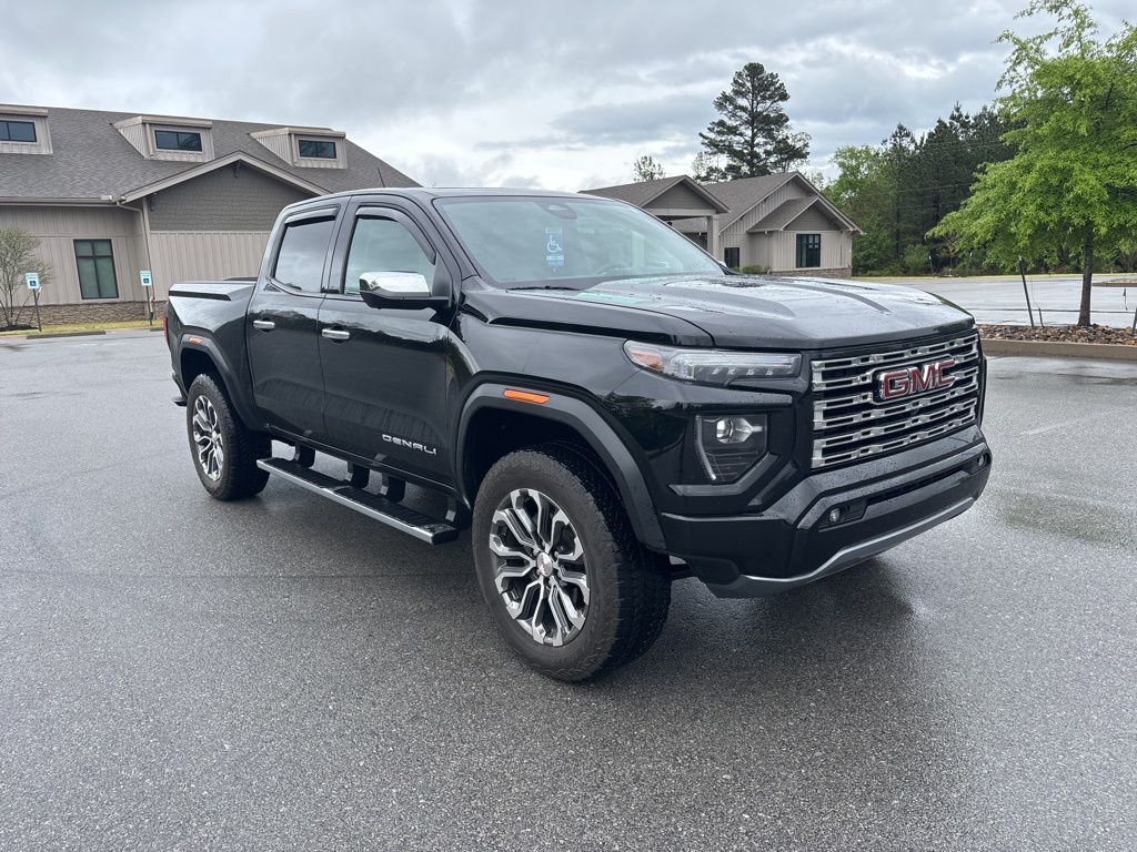 2024 GMC Canyon