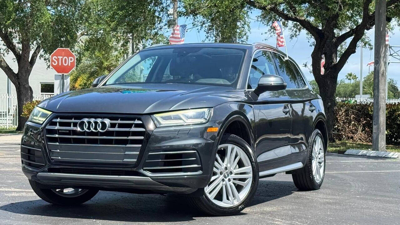 2018 AUDI Q5