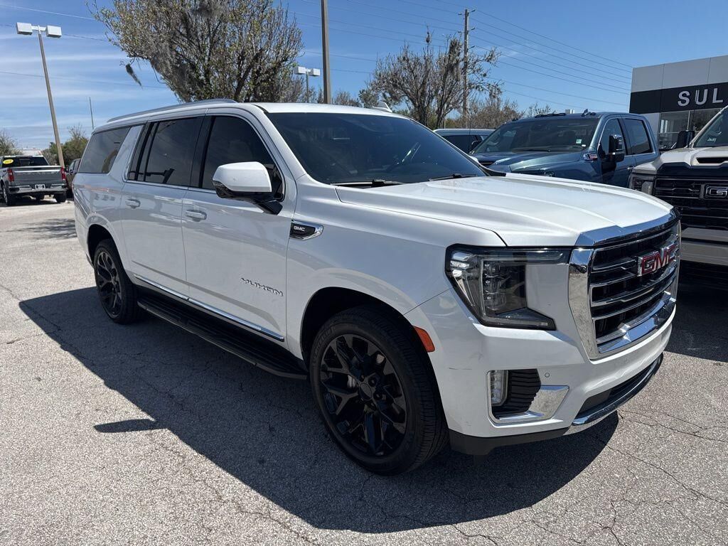 2023 GMC Yukon XL
