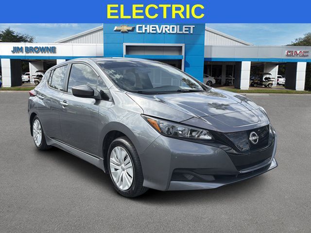 2023 NISSAN Leaf