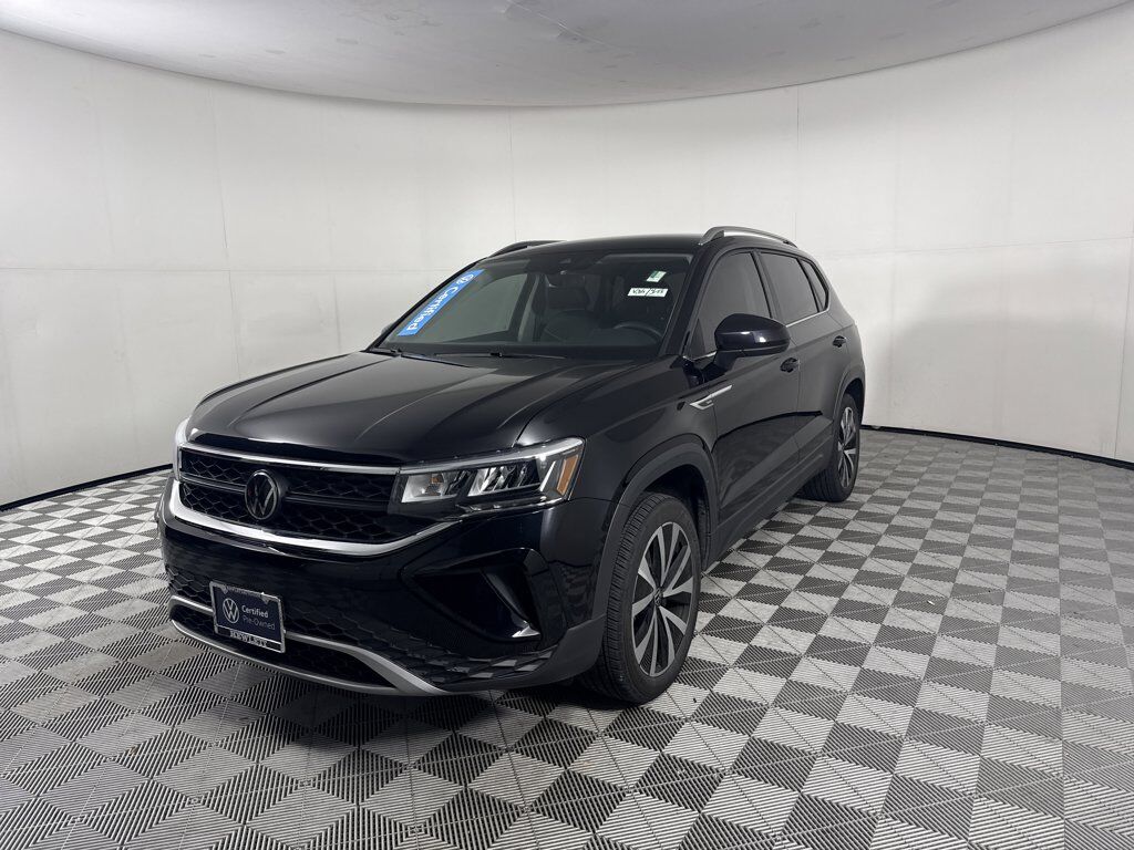 2024 VOLKSWAGEN Taos