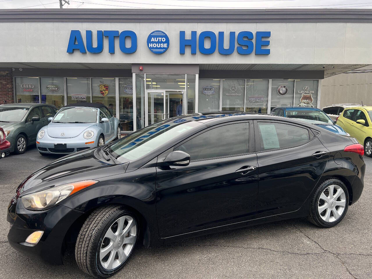 2012 HYUNDAI Elantra