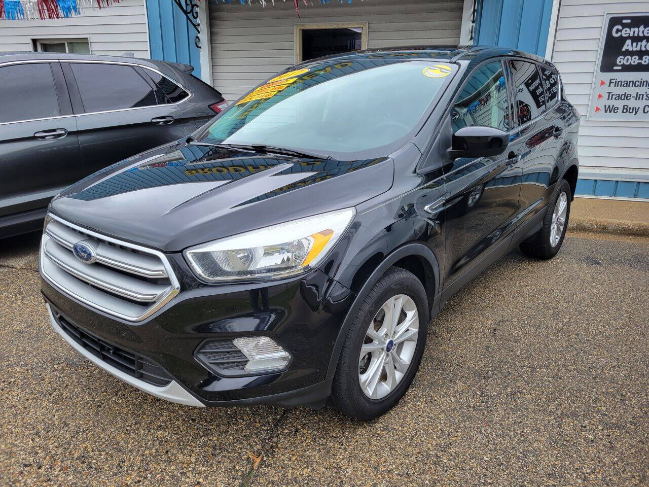 2017 FORD Escape