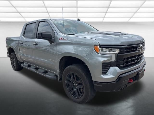 2025 CHEVROLET Silverado