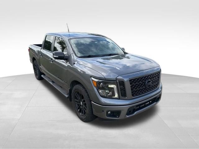 2019 NISSAN Titan