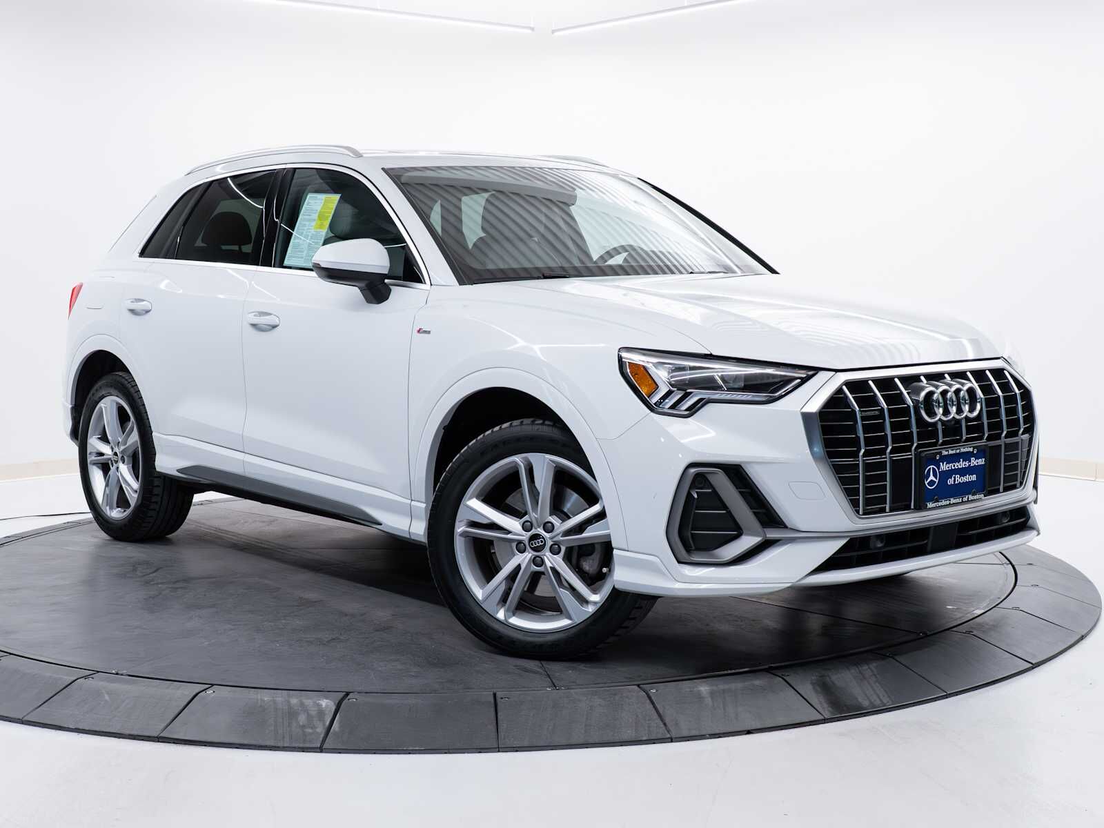 2023 AUDI Q3